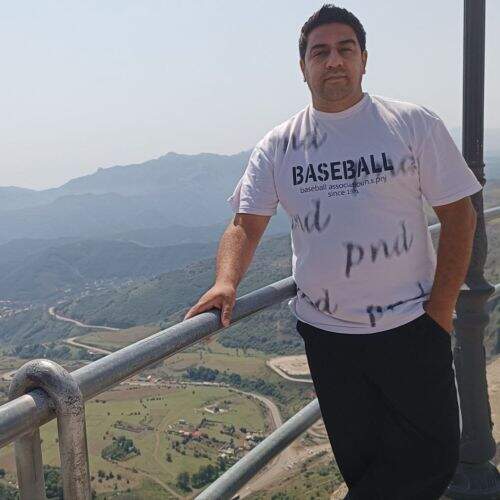 دانلود آهنگ وحید محمدزاده به نام جاوانلیخ عومورلوک قالیدی منده آهنگ وحید محمدزاده جاوانلیخ عومورلوک قالیدی منده