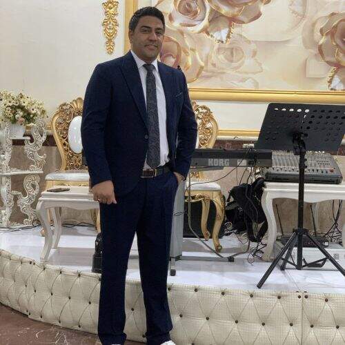 دانلود آهنگ وحید محمدزاده به نام آی عومروم آهنگ وحید محمدزاده آی عومروم